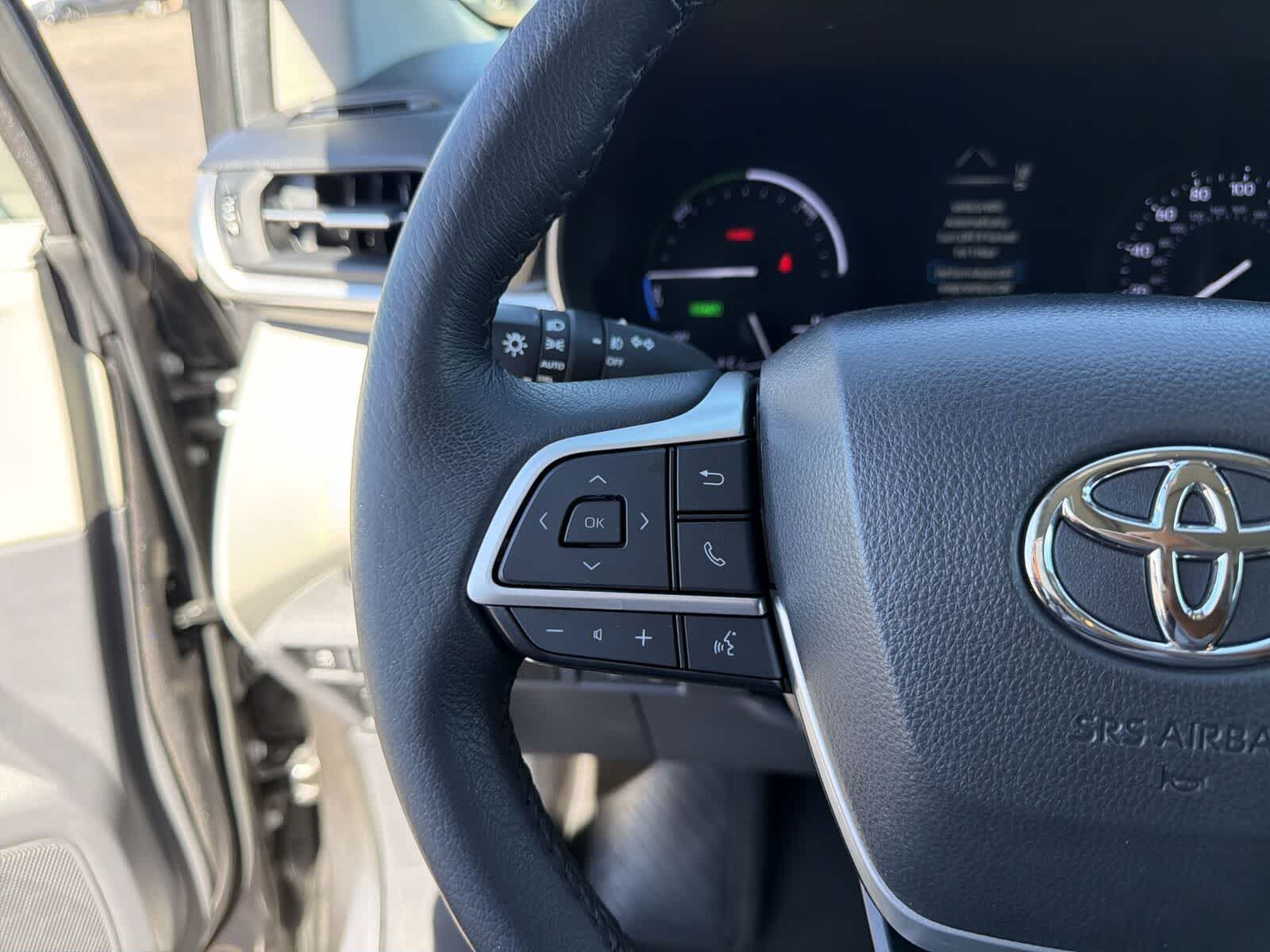 Toyota Sienna XLE 2024