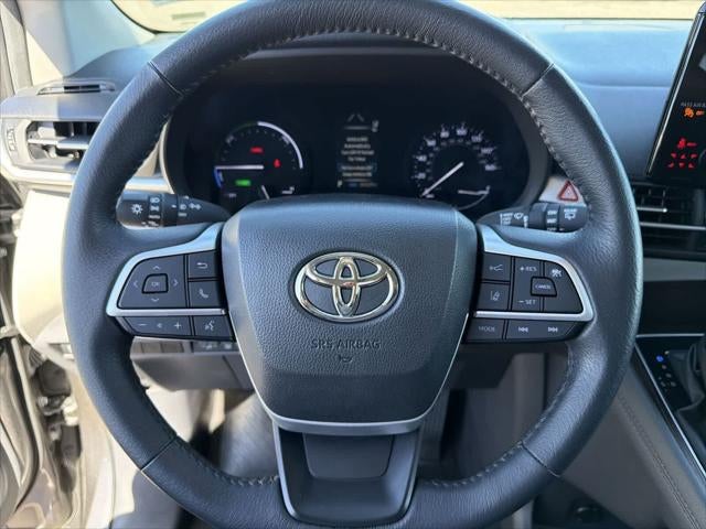 Toyota Sienna XLE 2024