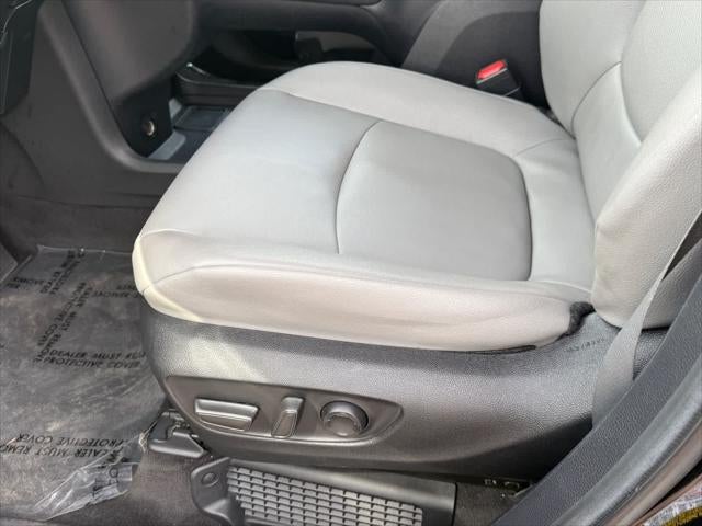 Toyota Sienna XLE 2025
