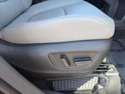 Toyota Sienna XLE 2024