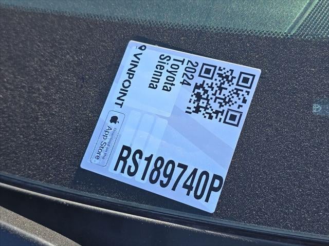 Toyota Sienna XLE 2024