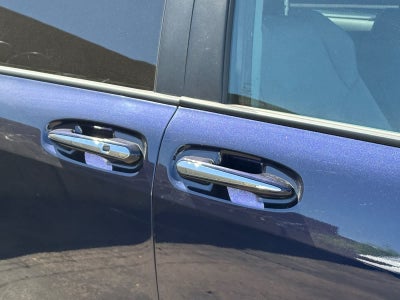 Toyota Sienna XLE 2024