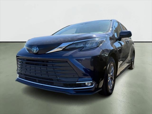 Toyota Sienna XLE 2024