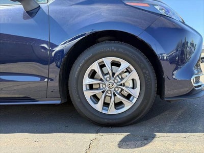 Toyota Sienna XLE 2024