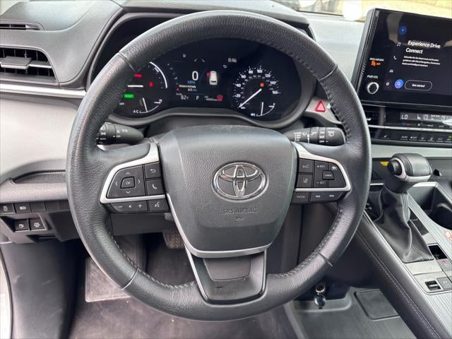 Toyota Sienna XLE 2025