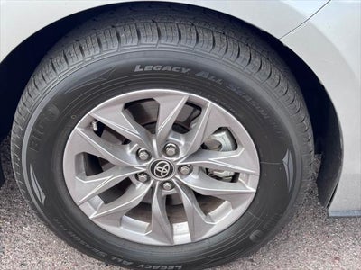 Toyota Sienna XLE 2025