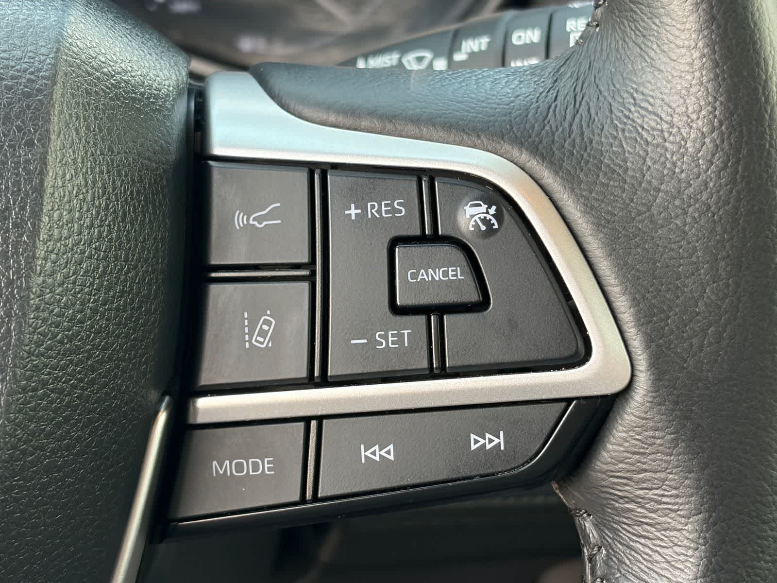 Toyota Sienna XLE 2024