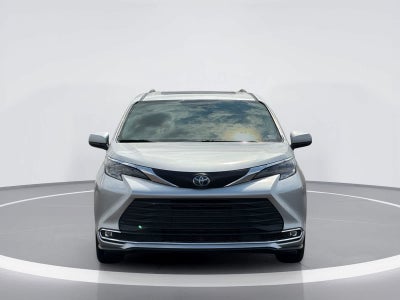 Toyota Sienna XLE 2024