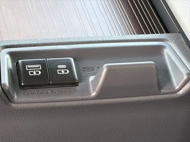 Toyota Sienna XLE 2024