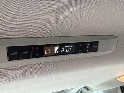 Toyota Sienna XLE 2024