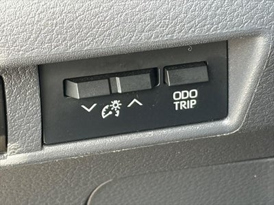 Toyota Sienna XLE 2024
