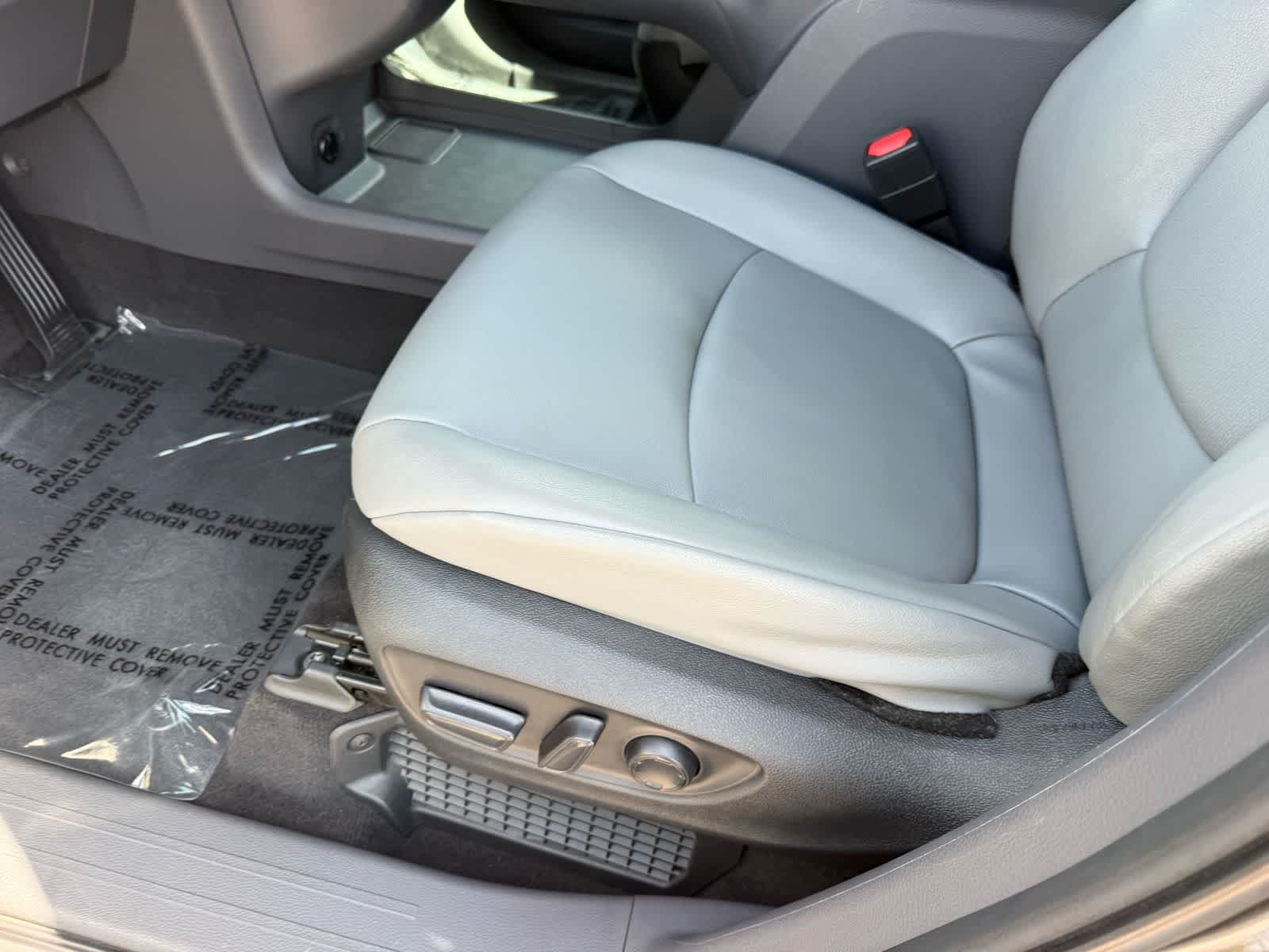 Toyota Sienna XLE 2024