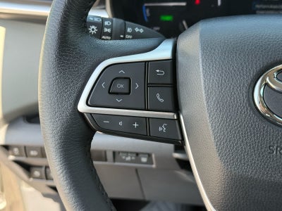 Toyota Sienna XLE 2024