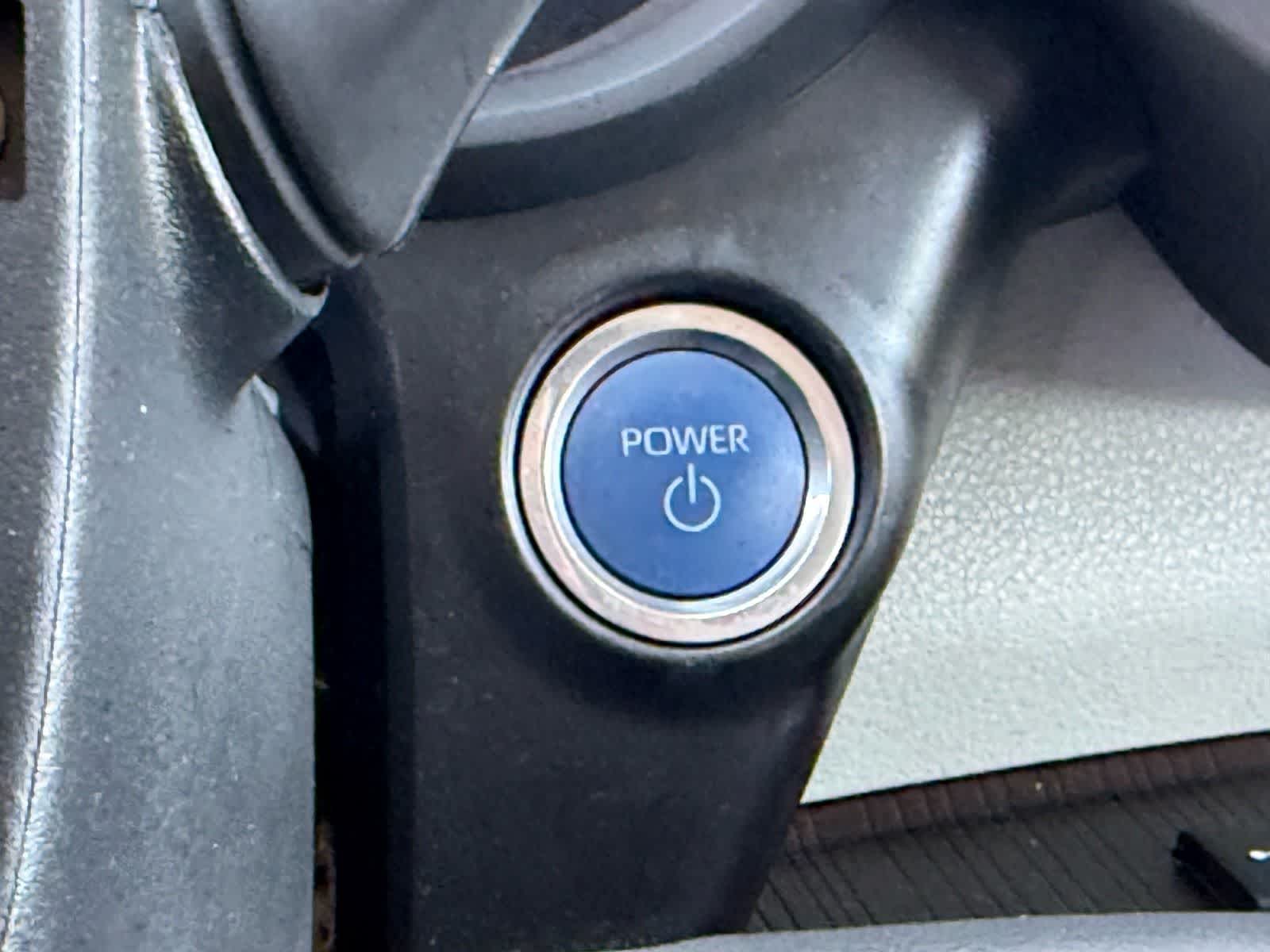 Toyota Sienna XLE 2024