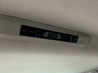 Toyota Sienna XLE 2024