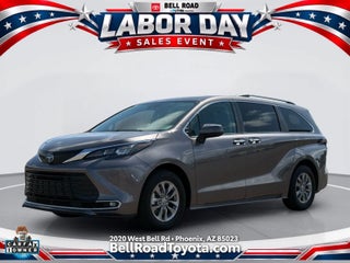 Toyota Sienna XLE 2024