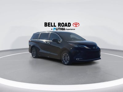 Toyota Sienna XLE 2024
