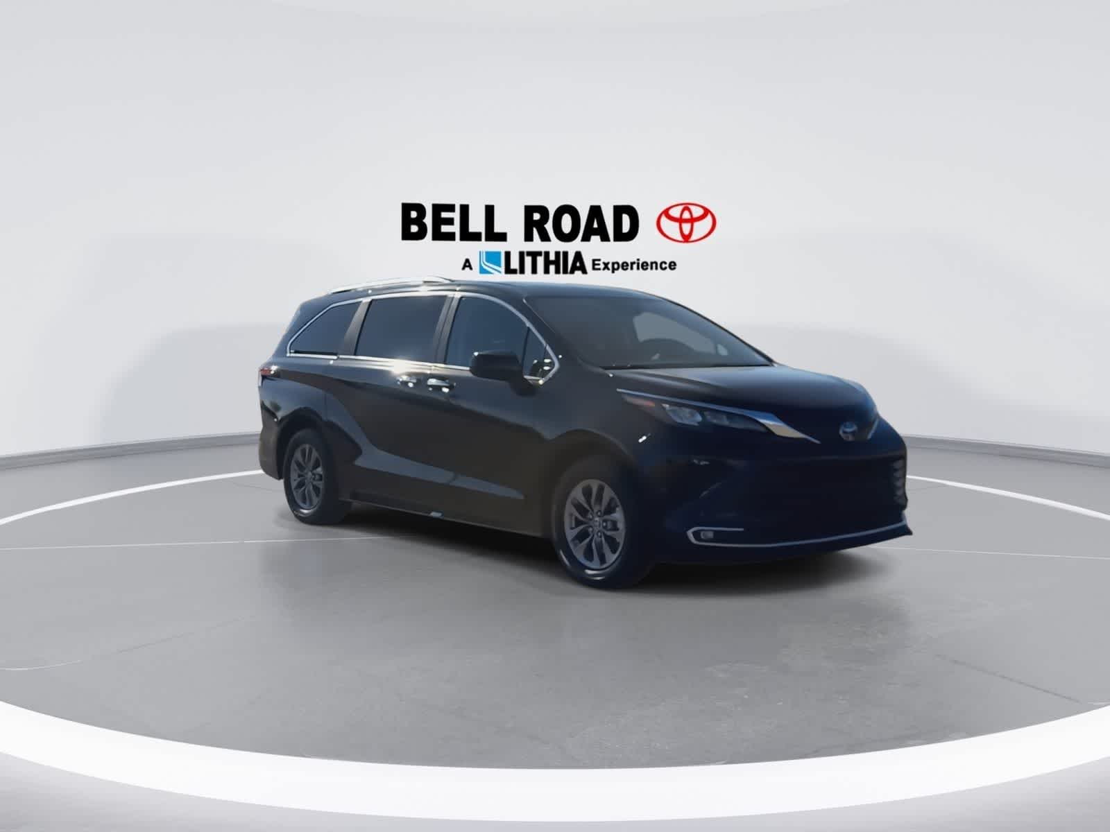 Toyota Sienna XLE 2024