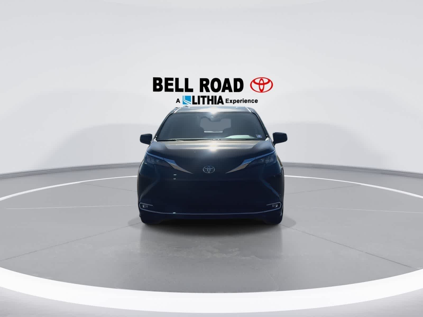 Toyota Sienna XLE 2024