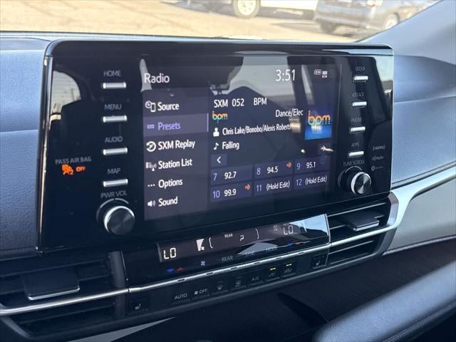 Toyota Sienna XLE 2024