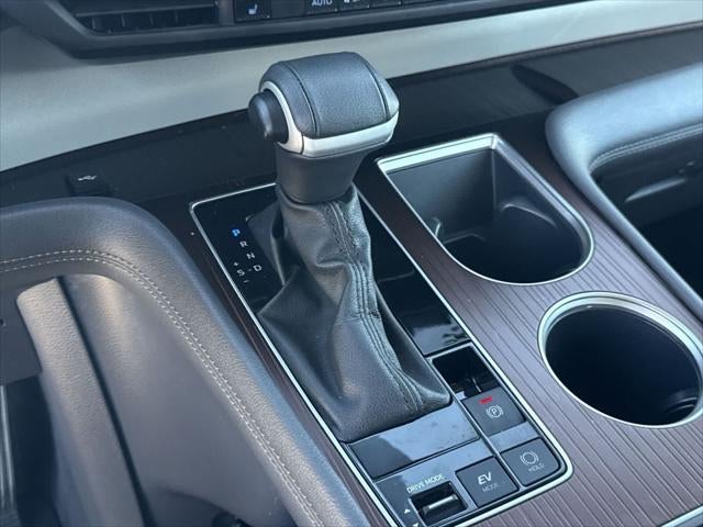 Toyota Sienna XLE 2024