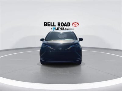 Toyota Sienna XLE 2024