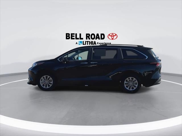 Toyota Sienna XLE 2024