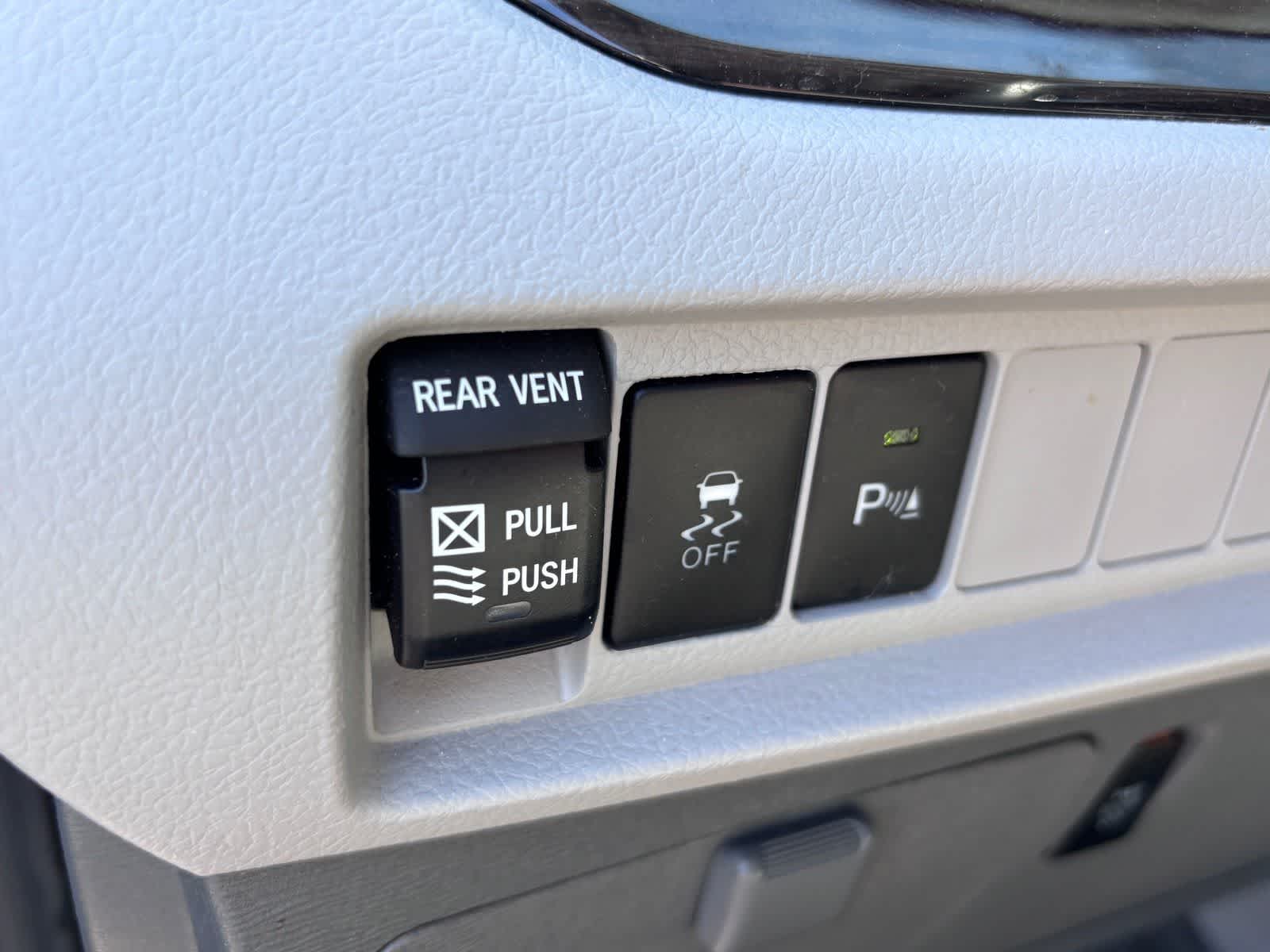Toyota Sienna XLE 2020
