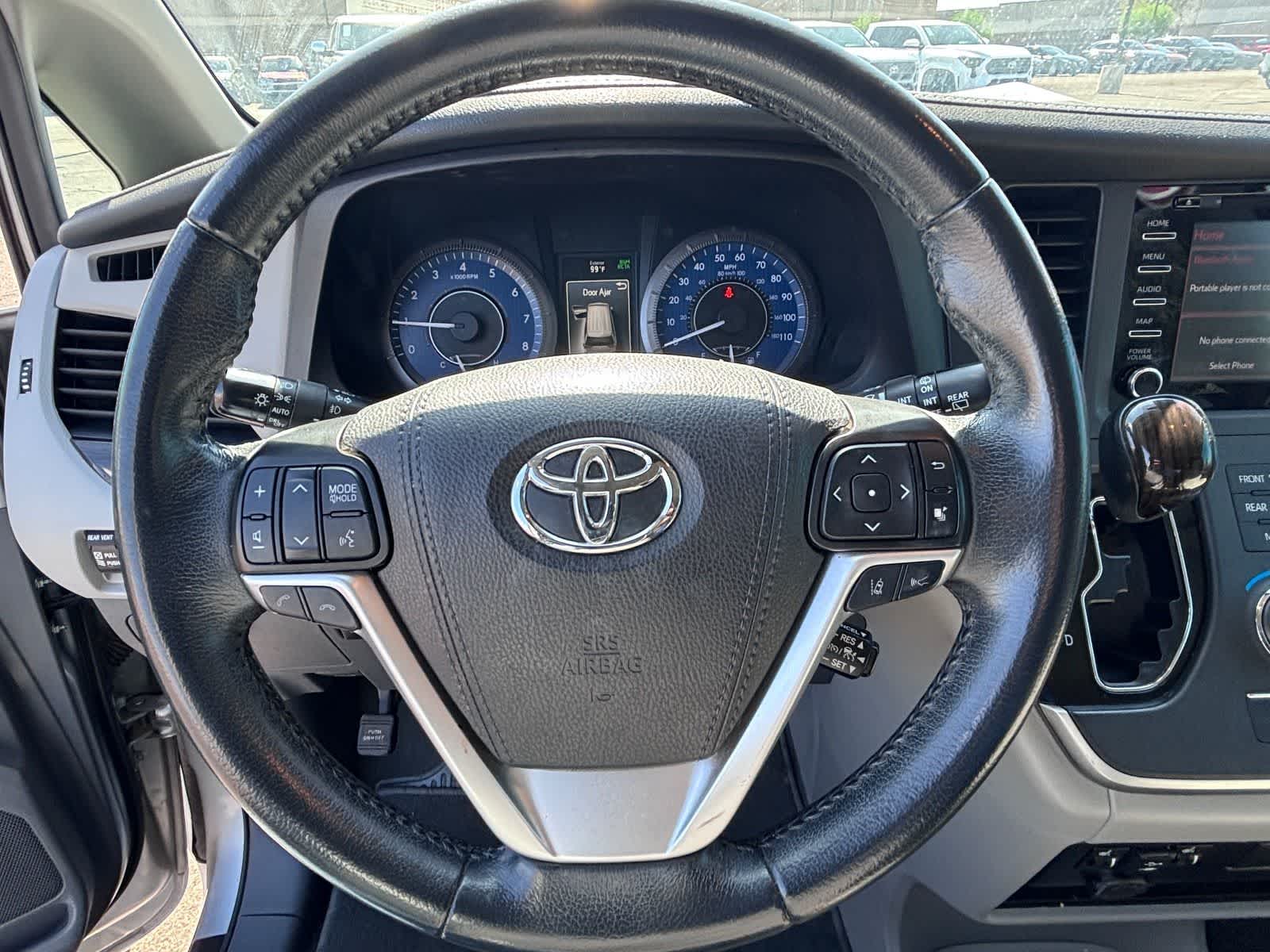 Toyota Sienna XLE 2020