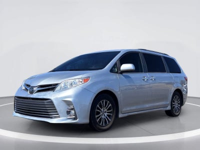 Toyota Sienna XLE 2020