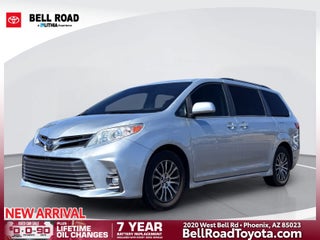 2020 Toyota Sienna XLE