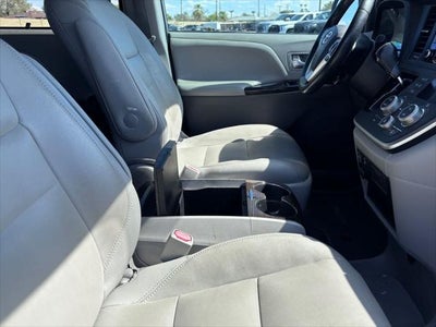 Toyota Sienna XLE 2020
