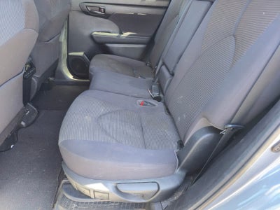 Toyota Highlander Hybrid LE 2021