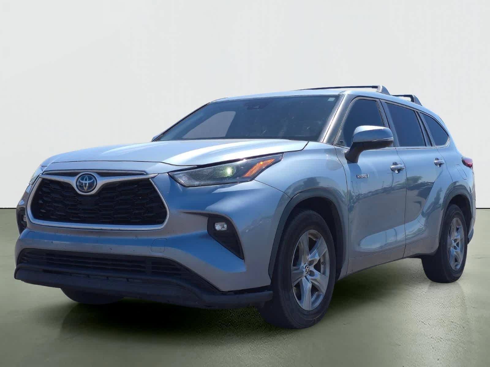 Toyota Highlander Hybrid LE 2021