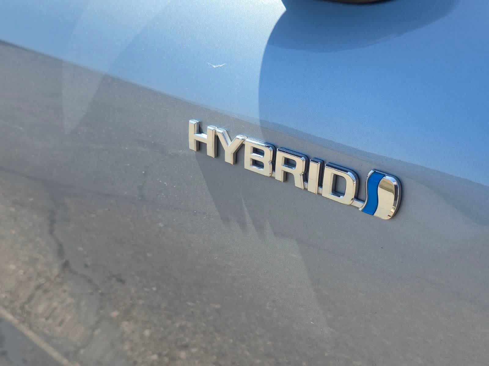Toyota Highlander Hybrid LE 2021