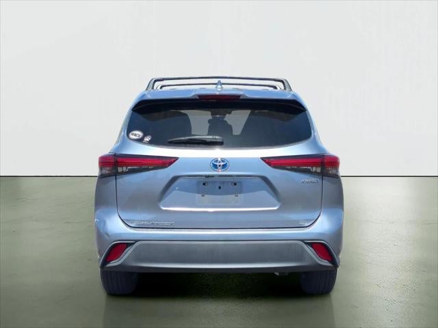 Toyota Highlander Hybrid LE 2021
