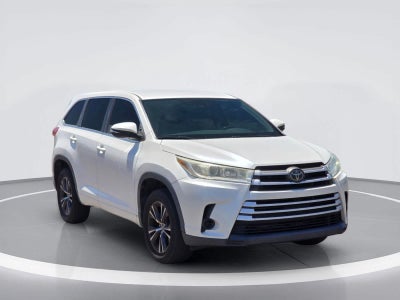 Toyota Highlander LE 2018