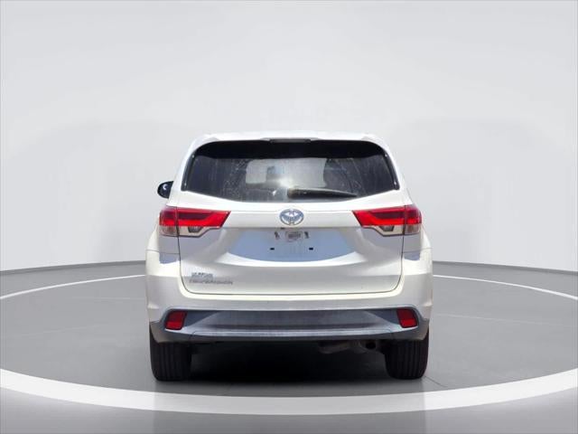 Toyota Highlander LE 2018