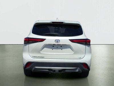 Toyota Highlander LE 2021
