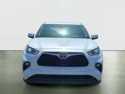 Toyota Highlander LE 2021