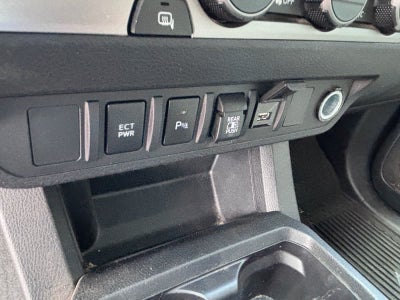 Toyota Tacoma SR5 2021