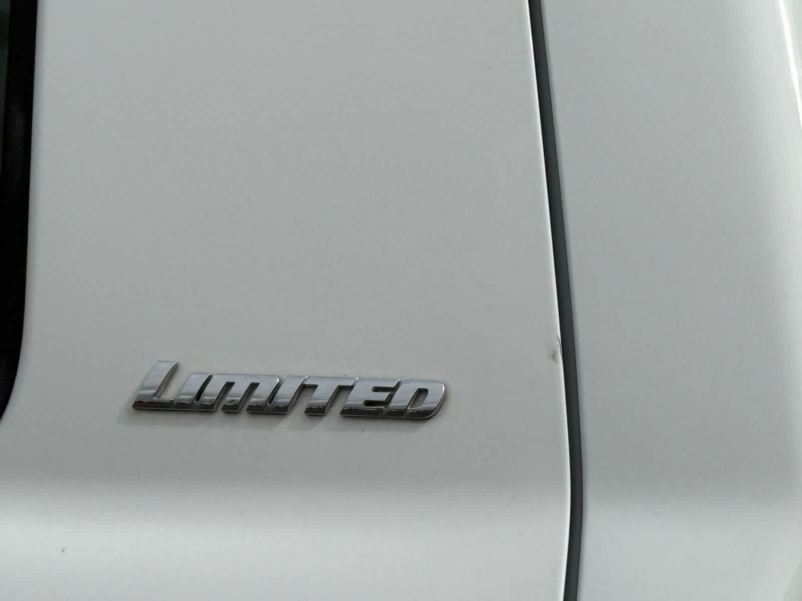 Toyota Tundra Limited 2017