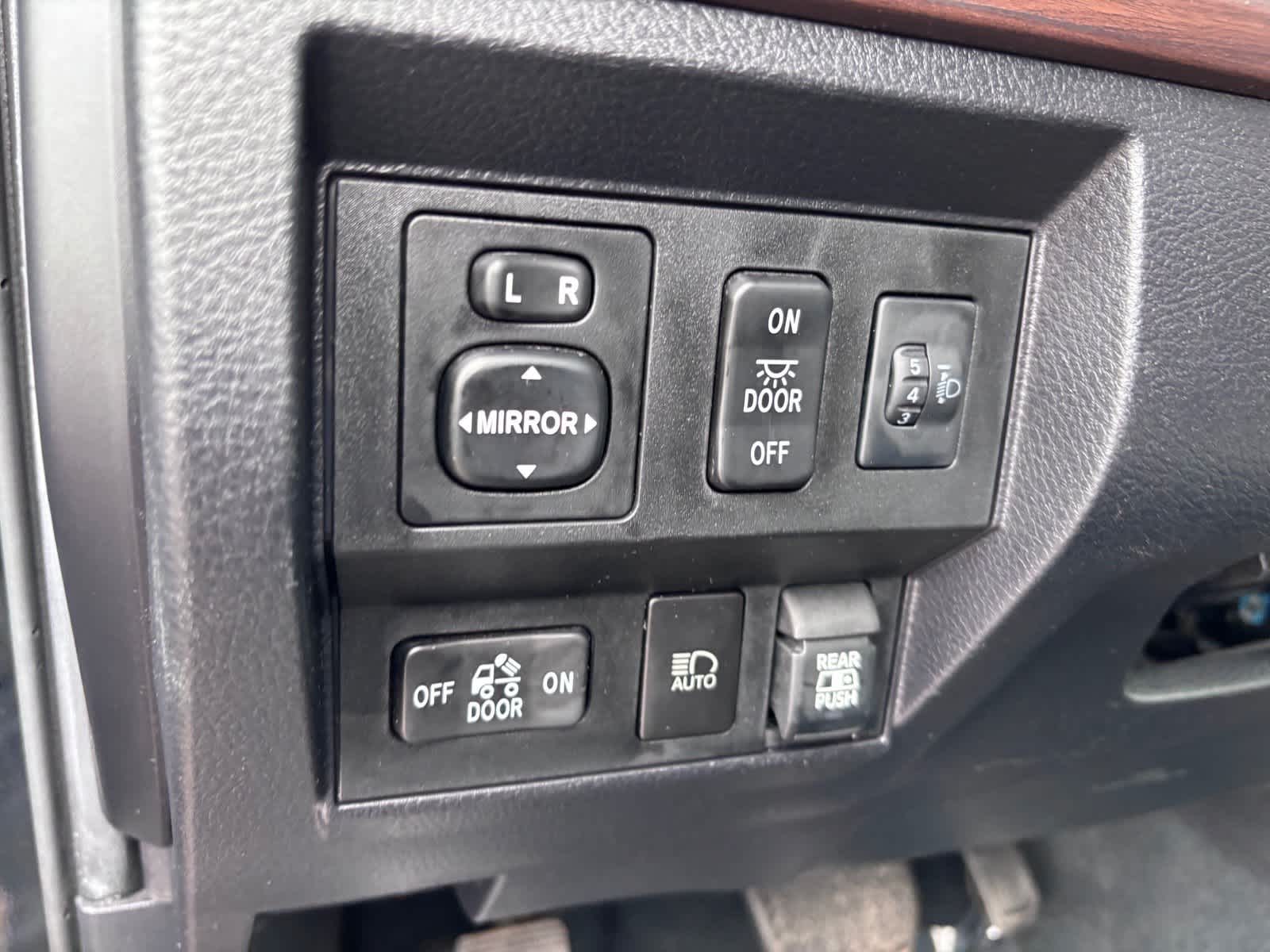 Toyota Tundra Limited 2021