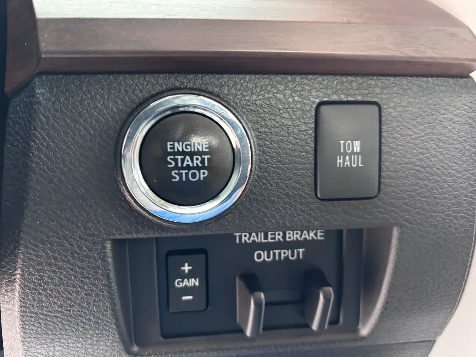 Toyota Tundra Limited 2021