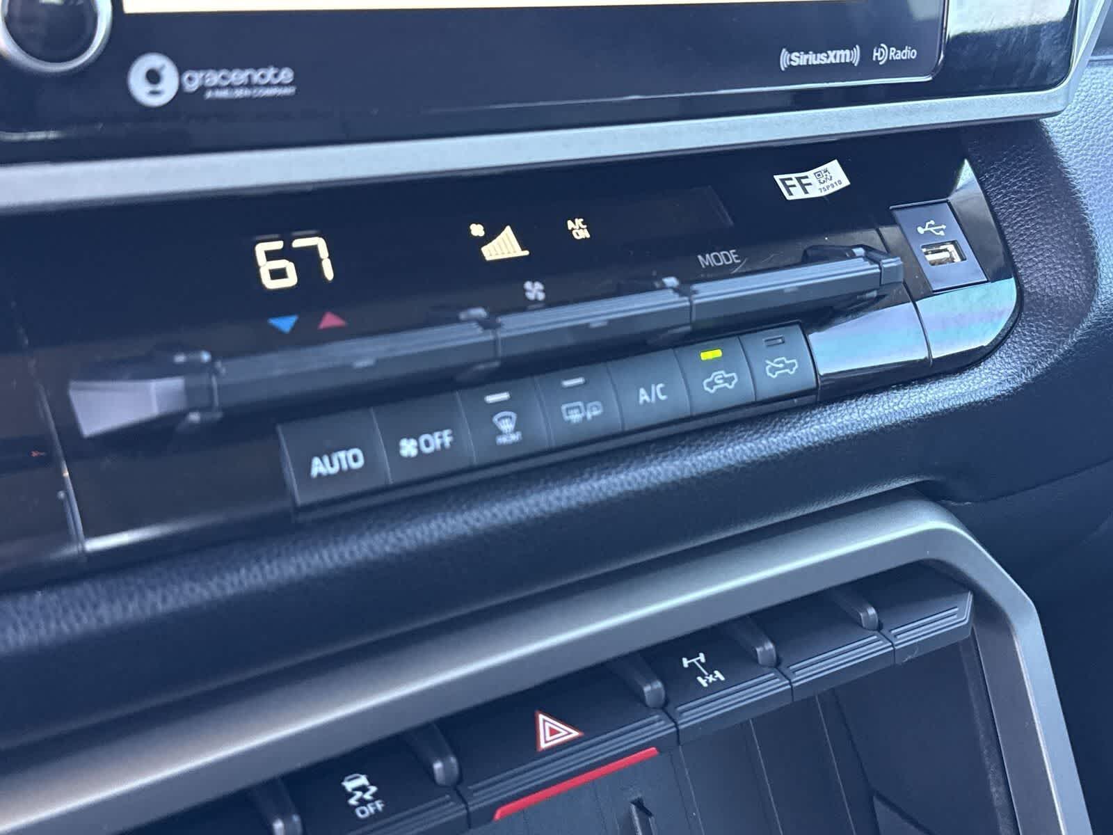 Toyota Tundra SR5 2023