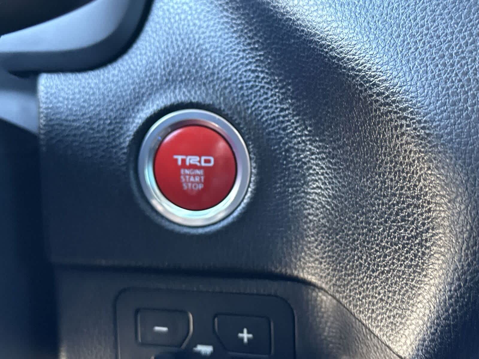 Toyota Tundra SR5 2023