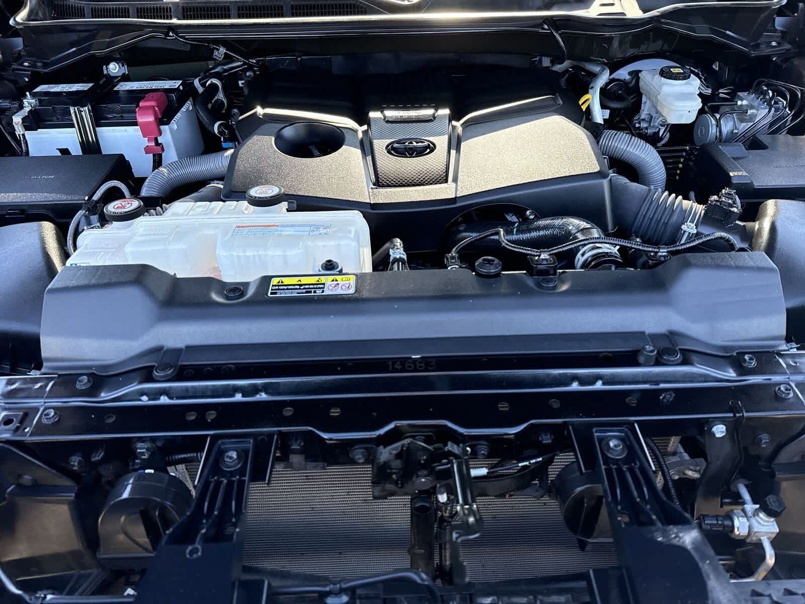 Toyota Tundra SR5 2023