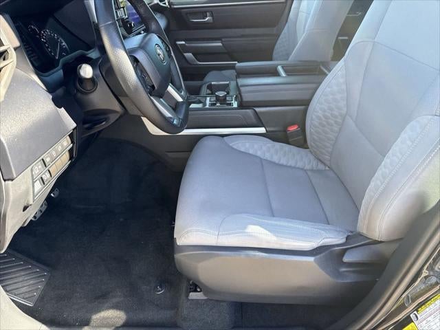 Toyota Tundra SR5 2023