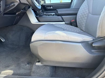 Toyota Tundra SR5 2023