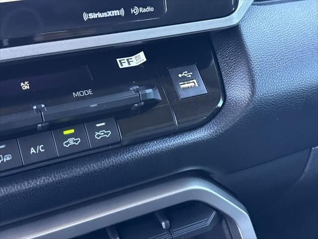 Toyota Tundra SR5 2023